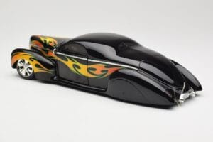 Lincoln Zephyr Scrape Custom Čierny s Plameňmi Hot Wheels 1:18 57319 Kov – obrázok 7 z 8