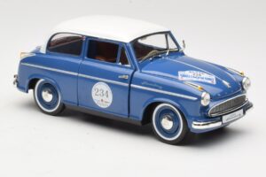 Lloyd Alexander TS #234 Modrý Revell 1:18 08463 Kov – obrázok 6 z 8
