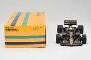 Lotus 97T Renault #12 A. Senna Team Lotus 1985 Minichamps 1:18 540851812 Kov – obrázok 6 z 7