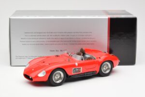 Maserati 300S Červený CMC 1:18 M-105 Kov – obrázok 6 z 6