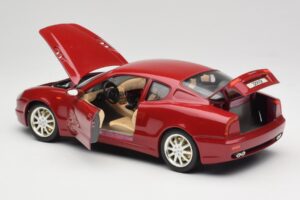 Maserati 3200 GT Tmavo Červený Bburago 1:18 3341-M2 Kov – obrázok 5 z 8