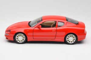 Maserati 3200 GT Červený Bburago 1:18 3341 Kov – obrázok 4 z 8