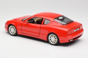 Maserati 3200 GT Červený Bburago 1:18 3341 Kov – obrázok 7 z 8