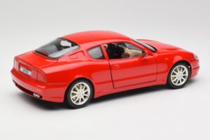 Maserati 3200 GT Červený Špeciálna Kolekcia Bburago 1:18 30071 Kov – obrázok 3 z 8