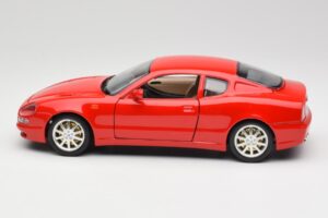 Maserati 3200 GT Červený Špeciálna Kolekcia Bburago 1:18 30071 Kov – obrázok 4 z 8
