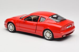 Maserati 3200 GT Červený Špeciálna Kolekcia Bburago 1:18 30071 Kov – obrázok 7 z 8