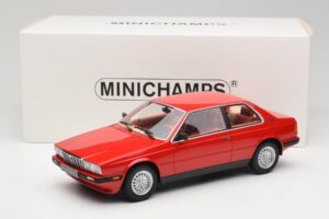 Maserati BiTurbo Coupe Rosso Corsa Minichamps 1:18 107123501 Živica – obrázok 6 z 6