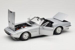 Maserati Ghibli Spyder Strieborný Minichamps 1:18 100122330 Kov – obrázok 2 z 7