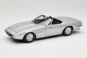 Maserati Ghibli Spyder Strieborný Minichamps 1:18 100122330 Kov
