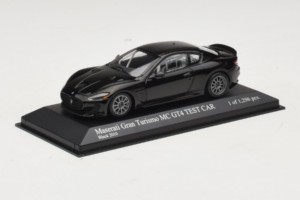 Maserati GranTurismo MC GT4 Čierny Minichamps 1:43 400101202 Kov – obrázok 2 z 4