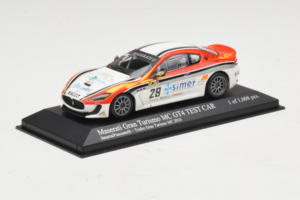 Maserati GranTurismo MC GT4 #28 Smurra / Piancastelli Maserati MC 2010 Minichamps 1:43 400101228 Kov – obrázok 2 z 5