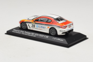Maserati GranTurismo MC GT4 #28 Smurra / Piancastelli Maserati MC 2010 Minichamps 1:43 400101228 Kov – obrázok 3 z 5