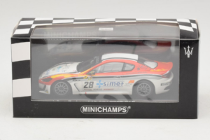 Maserati GranTurismo MC GT4 #28 Smurra / Piancastelli Maserati MC 2010 Minichamps 1:43 400101228 Kov – obrázok 5 z 5