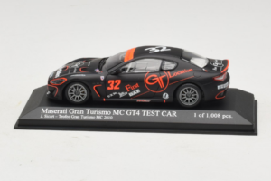Maserati GranTurismo MC GT4 #32 J. Sicart Maserati MC 2010 Minichamps 1:43 400101232 Kov