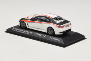 Maserati GranTurismo MC GT4 Trofeo GranTurismo MC Test Car 2010 Minichamps 1:43 400101201 Kov – obrázok 3 z 4