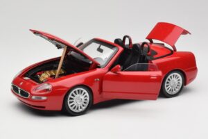 Maserati GT Spyder Červený Bburago 1:18 34097 Kov – obrázok 2 z 8