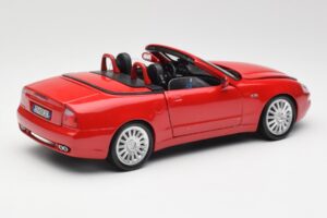 Maserati GT Spyder Červený Bburago 1:18 34097 Kov – obrázok 3 z 8