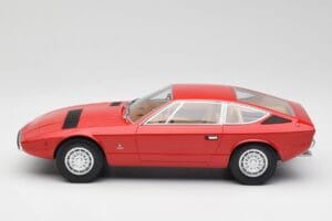 Maserati Khamsin Červený Minichamps 1:18 107123821 Živica – obrázok 3 z 6