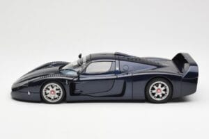 Maserati MC12 Road Car Modrý Metallic AUTOart 1:18 75802 Kov – obrázok 4 z 8