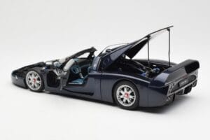 Maserati MC12 Road Car Modrý Metallic AUTOart 1:18 75802 Kov – obrázok 5 z 8
