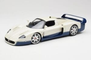 Maserati MC12 Biely Modrý Hot Wheels 1:18 G7158 Kov