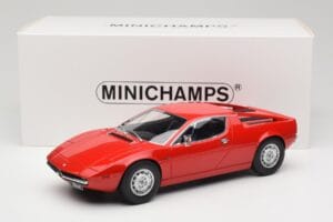 Maserati Merak Červený Minichamps 1:18 107123761 Živica – obrázok 6 z 6