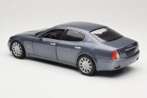 Maserati Quattroporte Blue Metallic Hot Wheels 1:18 B7003 Kov – obrázok 7 z 8