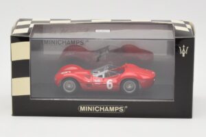 Maserati Tipo 61 #6 R. Penske SCCA National Race Meadowdale 1961 Minichamps 1:43 400611206 Kov – obrázok 4 z 4