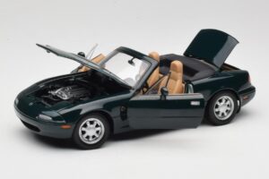 Mazda MX-5 NA Emerald Green Gate 1:18 01017 Kov – obrázok 2 z 8