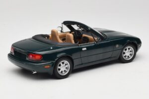 Mazda MX-5 NA Emerald Green Gate 1:18 01017 Kov – obrázok 3 z 8