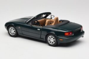 Mazda MX-5 NA Emerald Green Gate 1:18 01017 Kov – obrázok 7 z 8