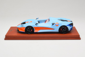 McLaren Elva Gulf Livery AB Models 1:18 REMC023 Živica
