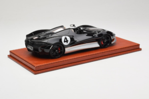 McLaren Elva Čierny Strieborný AB Models 1:18 REMC022 Živica – obrázok 3 z 7