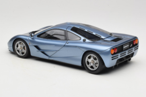 McLaren F1 Modrý LCD 1:18 LCD18014-BU Kov – obrázok 7 z 8