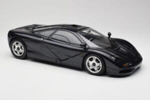 McLaren F1 Blue Metallic Minichamps 1:12 530133130 Kov – obrázok 6 z 8