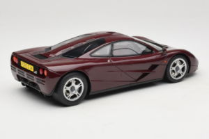 McLaren F1 Burgundy Red GT Spirit 1:18 GT534 Živica – obrázok 2 z 6
