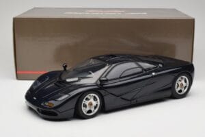McLaren F1 Dark Blue Metallic Minichamps 1:12 530133128 Kov – obrázok 9 z 9