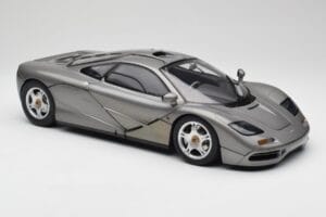 McLaren F1 Dark Silver Minichamps 1:12 530133124 Kov – obrázok 6 z 8