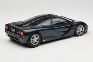 McLaren F1 Zelený LCD 1:18 LCD18014-GR Kov – obrázok 3 z 8