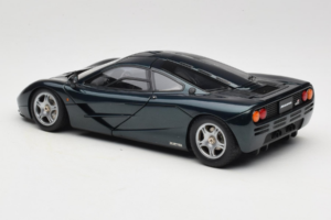McLaren F1 Zelený LCD 1:18 LCD18014-GR Kov – obrázok 7 z 8