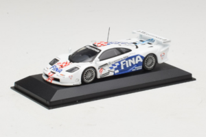McLaren F1 GTR #9 Fina P. Kox / R. Ravaglia / A. Montermini 24 Hours of Le Mans 1997 Minichamps 1:43 MCLAREN002 Kov – obrázok 2 z 5