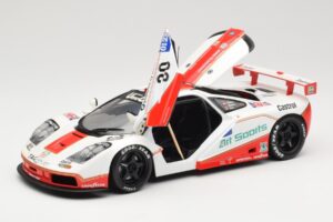 McLaren F1 GTR GT1 #30 West Competition J. Nielsen 1996 UT Models 1:18 39624 Kov – obrázok 2 z 8