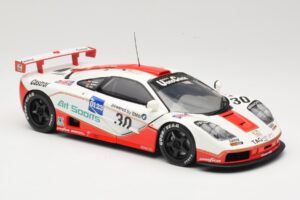 McLaren F1 GTR GT1 #30 West Competition J. Nielsen 1996 UT Models 1:18 39624 Kov – obrázok 6 z 8