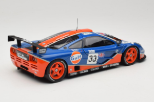 McLaren F1 GTR Gulf #33 R. Bellm / M. Weaver / J-J. Lehto 24 Hours of Le Mans 1996 UT Models 1:18 530161833 Kov – obrázok 3 z 8