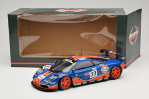 McLaren F1 GTR Gulf #33 R. Bellm / M. Weaver / J-J. Lehto 24 Hours of Le Mans 1996 UT Models 1:18 530161833 Kov – obrázok 8 z 8