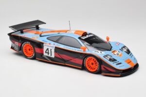 McLaren F1 GTR Gulf #41 P. Gounon / S. Oloffson 24 Hours of Le Mans 1997 Minichamps 1:18 530133741 Kov – obrázok 6 z 8