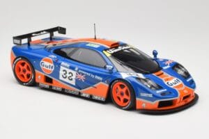 McLaren F1 GTR Gulf Racing #33 S. Bellm / A. Weaver / J. Lehto 24 Hours of Le Mans 1996 Minichamps 1:18 530133633 Kov – obrázok 6 z 8