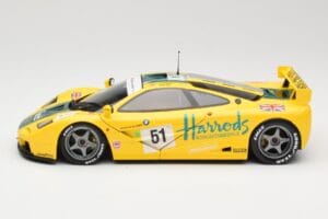 McLaren F1 GTR Harrods Mach One Racing #51 A. Wallace / D. Bell / J. Bell 24 Hours of Le Mans 1995 Minichamps 1:18 530133551  – obrázok 4 z 8