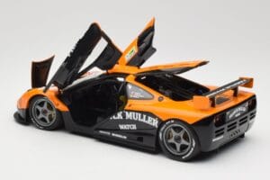 McLaren F1 GTR Kokusai Kaihatsu Racing #53 O. Giroix / J. Sala / P. Deletraz 24 Hours of Le Mans 1996 Minichamps 1:18 5301336 – obrázok 5 z 8