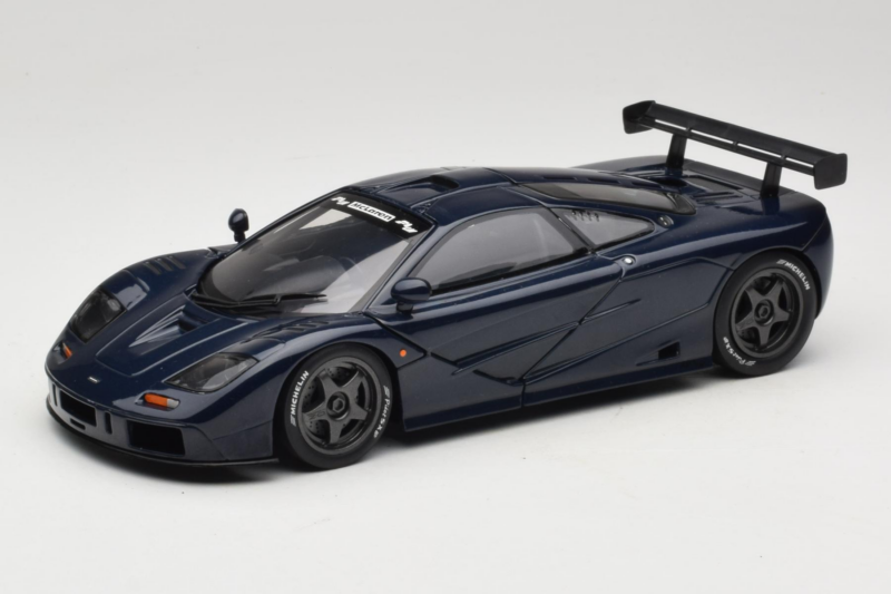 McLaren F1 GTR Le Mans Edition Fialový UT Models 1:18 MCLAREN001 Kov